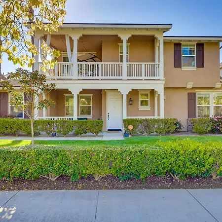Family-Friendly Camarillo Home With Access To Pools!